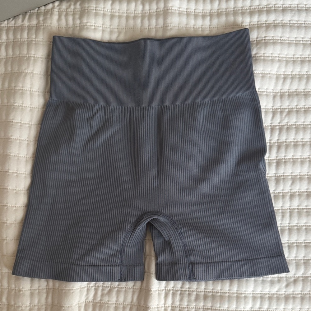 Women's High-Waisted Gray Ribbed Shorts